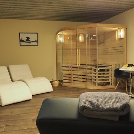 Pension Inspirace A Wellness Self Check-In Kolín Buitenkant foto