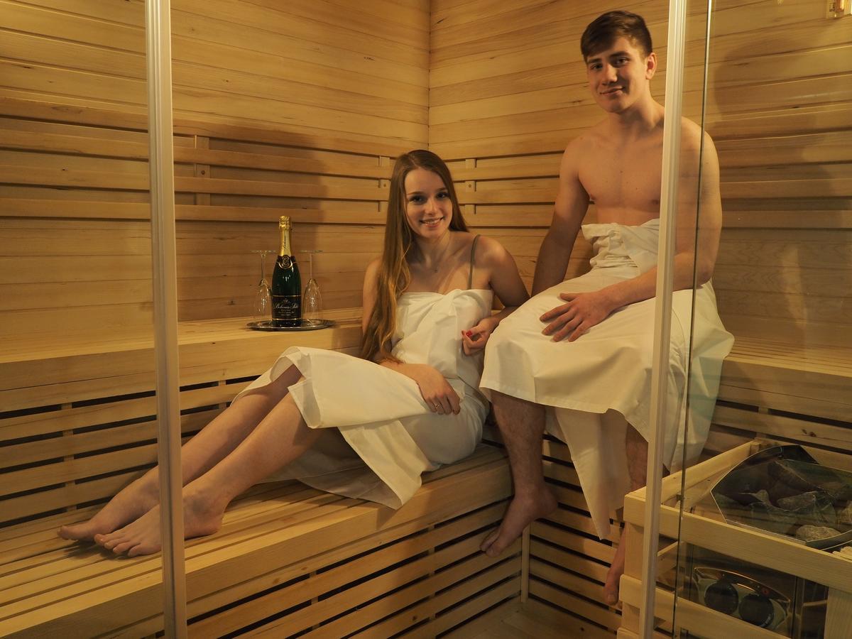 Pension Inspirace A Wellness Self Check-In Kolín Buitenkant foto